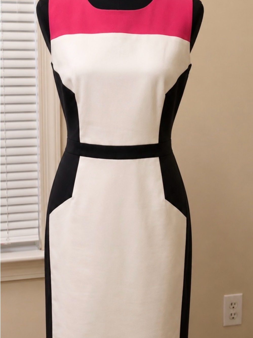 ANTONIO MELANI Pink, White & Black Colorblock Sheath Dress